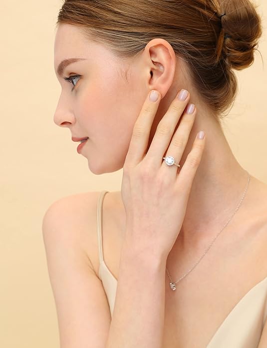 Ruth - 1.25CT Round Cut Halo